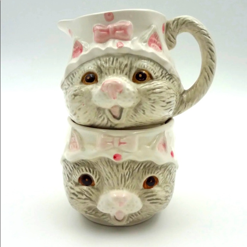 Vintage Cat Creamer and Sugar Bowl Set